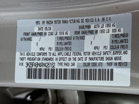 Used 2024 MAZDA MAZDA3 s FWD image 31