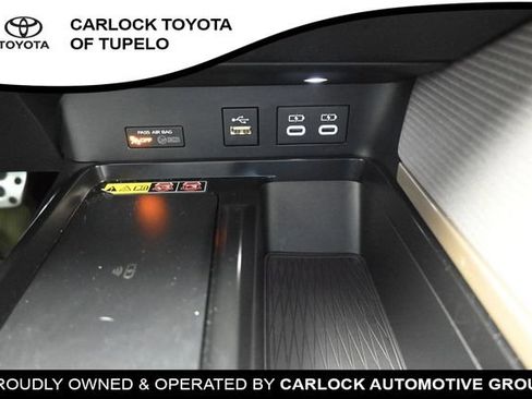 Used 2026 Toyota Camry SE w/ Convenience Package FWD image 27