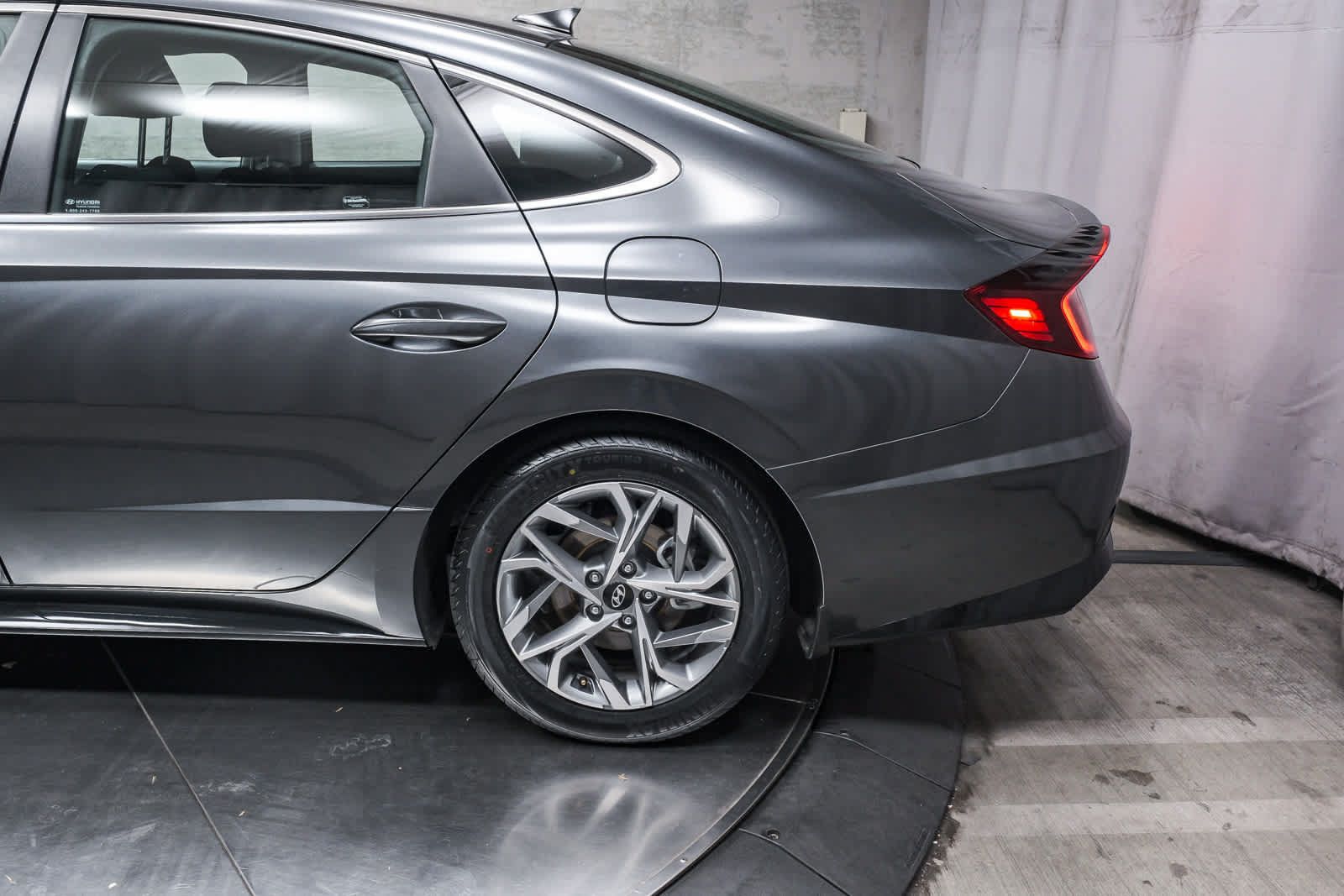 Used 2023 Hyundai Sonata SEL FWD image 8