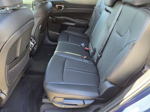 New 2026 Kia Sorento S image 8