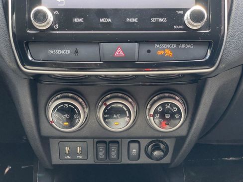 Used 2021 Mitsubishi Outlander Sport SE image 21