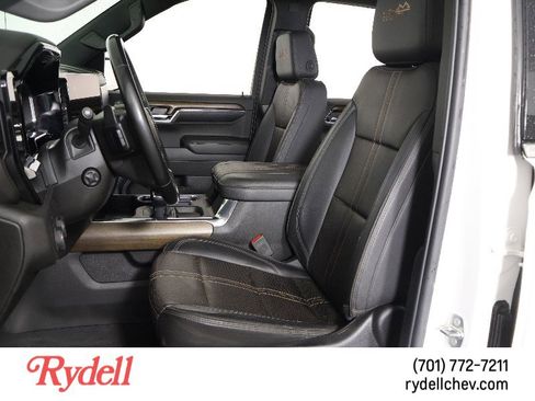 Used 2024 Chevrolet Silverado 1500 High Country image 24