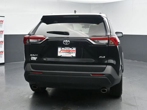 Used 2024 Toyota RAV4 XLE image 8