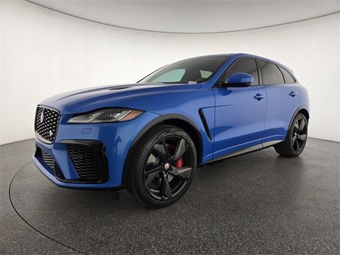 Used 2023 Jaguar F-PACE SVR image 28