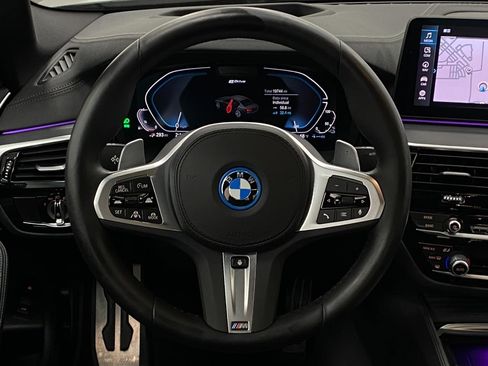 Used 2023 BMW 530e xDrive w/ Executive Package AWD/4WD image 14