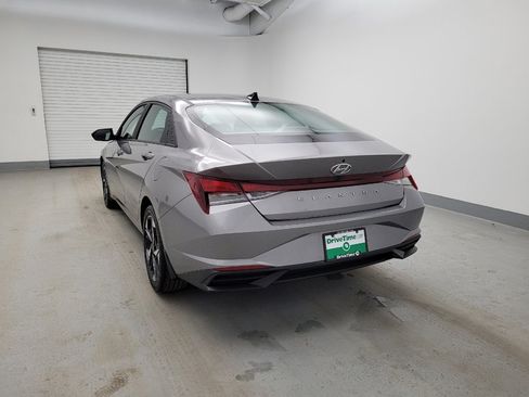 Used 2023 Hyundai Elantra SEL w/ Convenience Package image 6