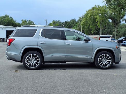 Used 2023 GMC Acadia Denali AWD/4WD image 3