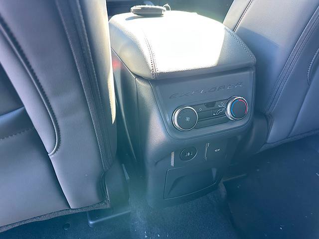 New 2027 Ford Explorer Active w/ Active Comfort Package AWD/4WD image 17