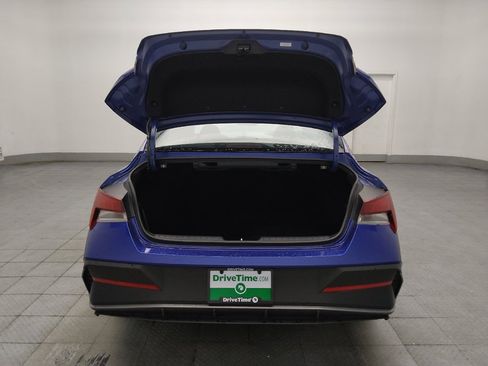 Used 2025 Hyundai Elantra Sport FWD image 29
