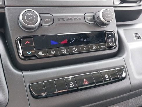 New 2025 RAM ProMaster 1500 w/ Convenience Group image 28