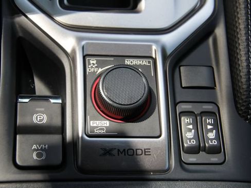 Certified 2024 Subaru Forester Premium AWD/4WD image 31