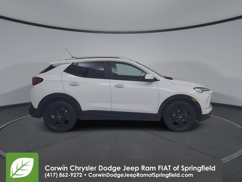 Used 2024 Buick Encore GX Sport Touring w/ Comfort Package FWD image 17