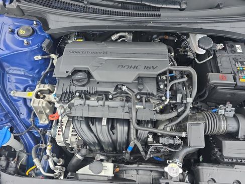 Used 2024 Hyundai Elantra SEL image 30