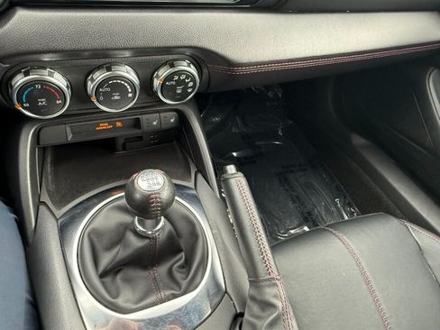 Used 2018 MAZDA MX-5 Miata Grand Touring RWD image 29