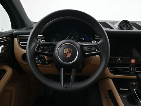 Used 2026 Porsche Macan AWD/4WD image 13
