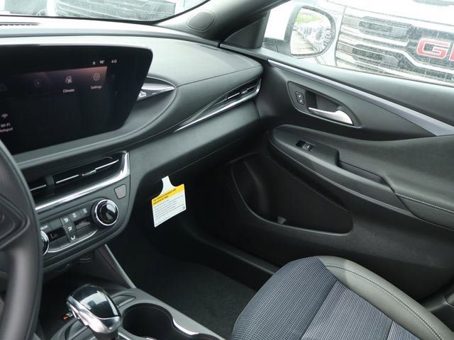 New 2026 Buick Envista Sport Touring w/ Convenience II Package FWD image 24