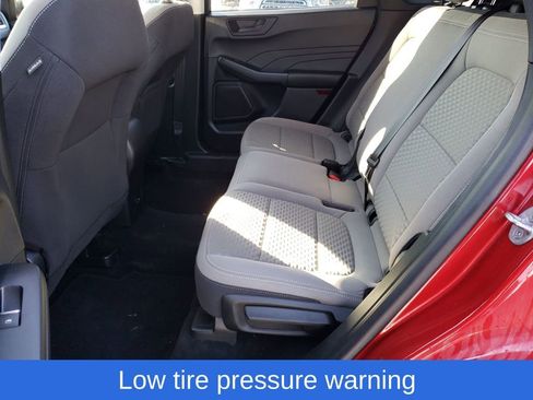 Used 2022 Ford Escape SE image 24