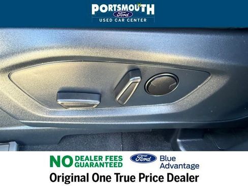 Used 2025 Ford Explorer Active w/ Active Comfort Package image 27