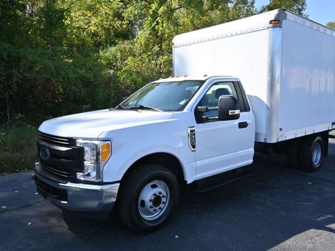 Used 2017 Ford F350 XL w/ Power Equipment Group image 20