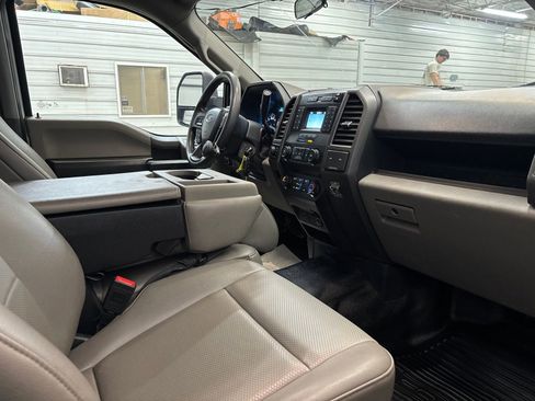 Used 2022 Ford F250 XL w/ STX Appearance Package AWD/4WD image 24
