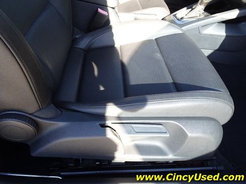 Used 2014 Volkswagen Eos Komfort FWD image 26
