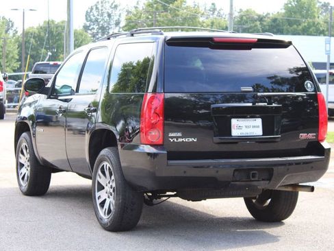 Used 2009 GMC Yukon SLT AWD/4WD image 6