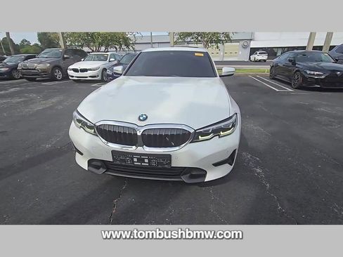 Used 2019 BMW 330i Sedan w/ Premium Package image 19
