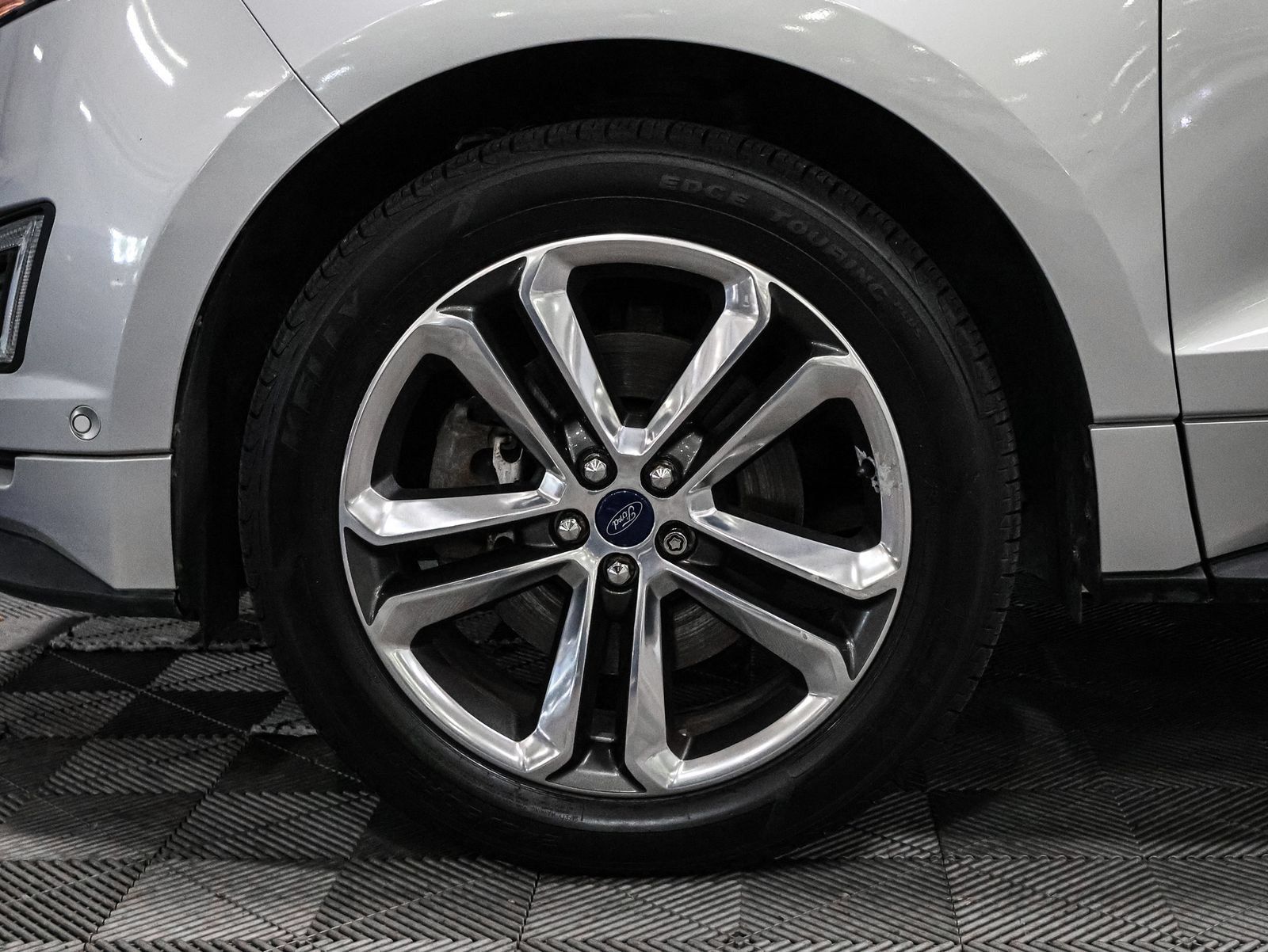 Used 2018 Ford Edge Sport w/ Equipment Group 401A AWD/4WD image 20