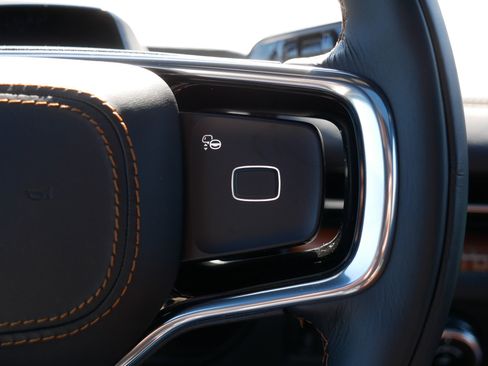 Used 2025 Lincoln Navigator L Black Label image 30