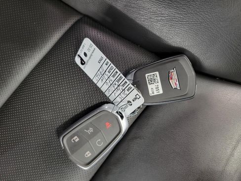 Certified 2025 Cadillac XT6 Premium Luxury image 29