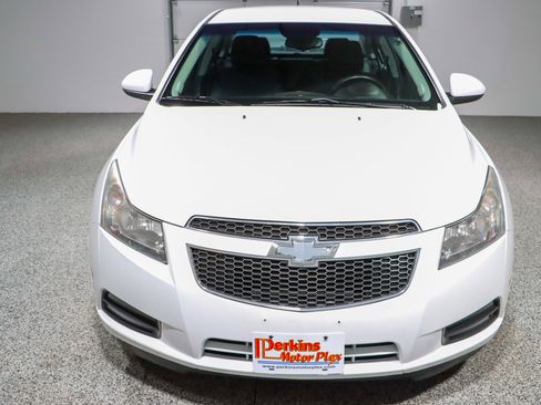 Used 2014 Chevrolet Cruze LT image 4