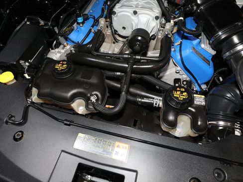 Used 2013 Ford Mustang Shelby GT500 RWD image 71