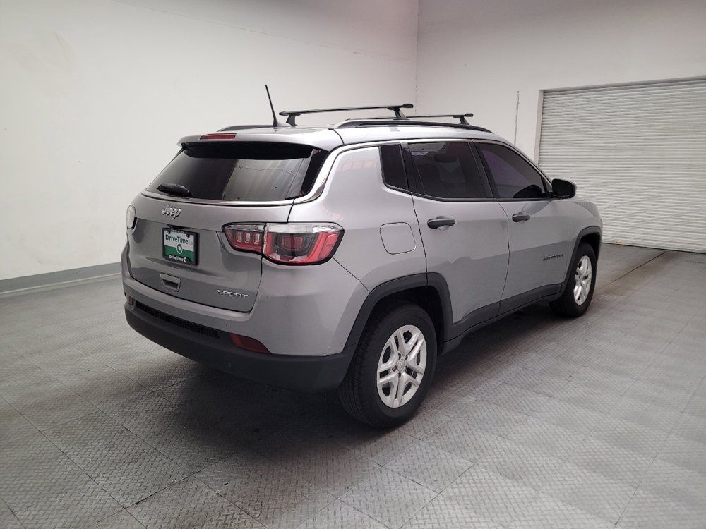 Used 2019 Jeep Compass Sport FWD image 9