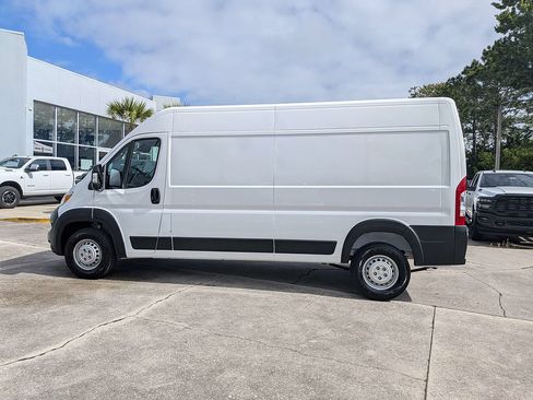 New 2026 RAM ProMaster 2500 w/ Convenience Group FWD image 6