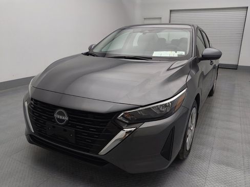 Used 2025 Nissan Sentra S image 15