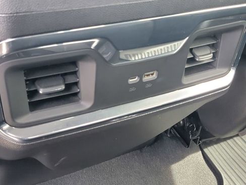 Used 2022 GMC Sierra 1500 Elevation w/ Elevation Premium Package image 19