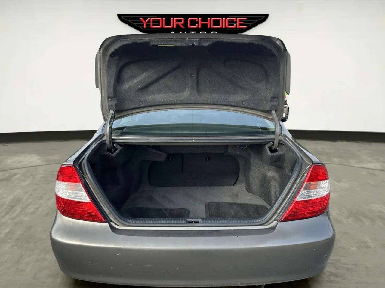 Used 2002 Toyota Camry SE FWD image 9