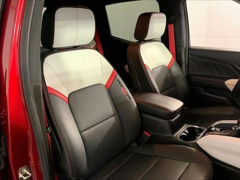 Used 2023 GMC Canyon AT4X image 7