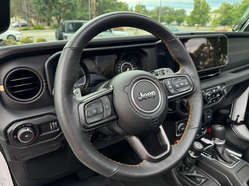 Used 2024 Jeep Wrangler Unlimited Rubicon 392 AWD/4WD image 49