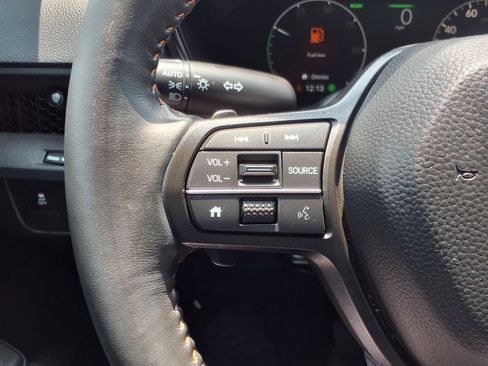 Used 2024 Honda CR-V Sport image 16