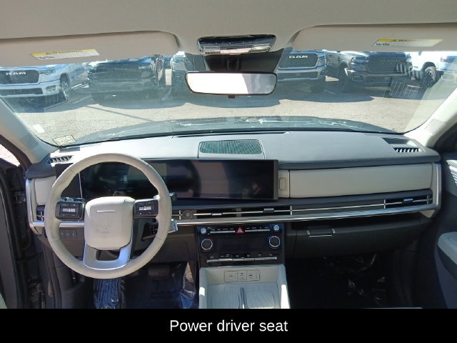 Used 2025 Hyundai Santa Fe SEL AWD/4WD image 11
