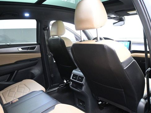 Used 2024 Volkswagen Atlas Cross Sport SE w/ Panoramic Sunroof Package AWD/4WD image 22