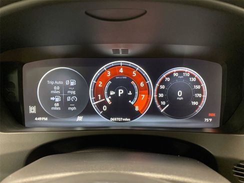 Used 2018 Jaguar F-PACE Portfolio image 14