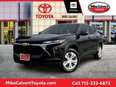 Used 2025 Chevrolet Trax LS