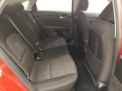 Used 2019 Kia Forte S image 19