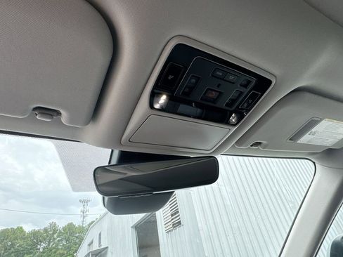 Used 2026 Toyota Grand Highlander AWD Hybrid image 19