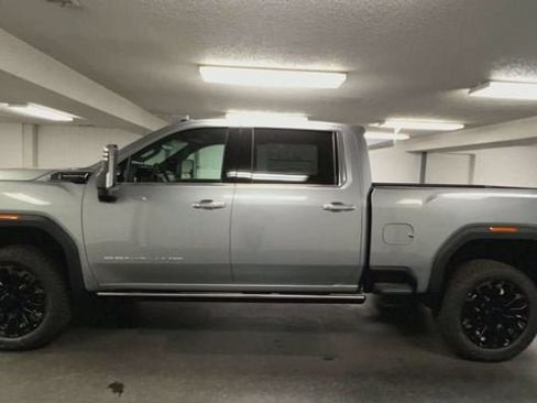 New 2026 GMC Sierra 2500 Denali Ultimate AWD/4WD image 5