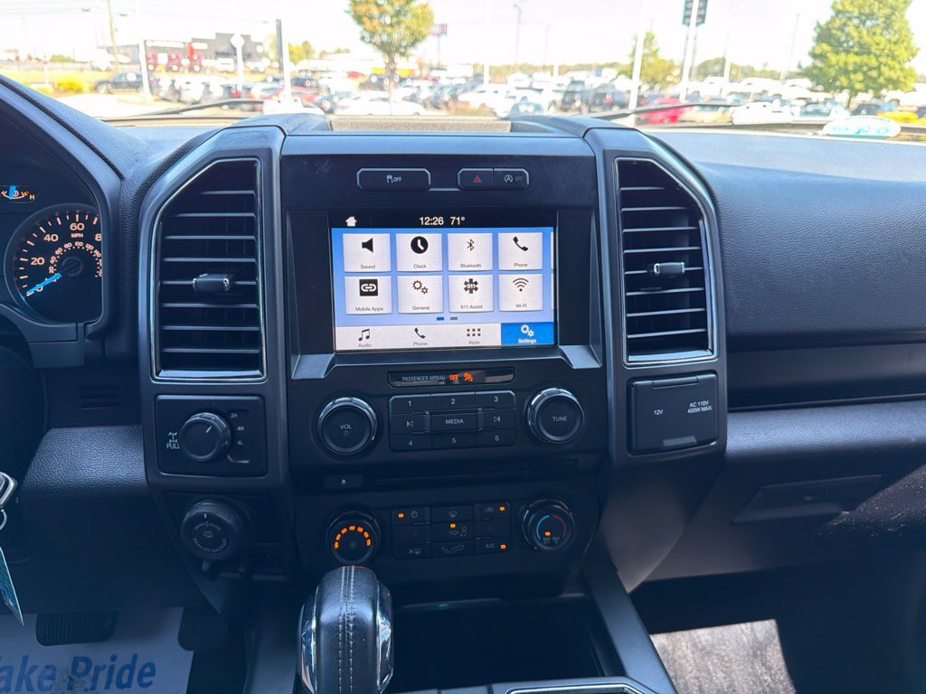 Used 2017 Ford F150 XLT w/ Equipment Group 302A Luxury AWD/4WD image 22