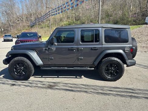 Used 2022 Jeep Wrangler Unlimited Sport AWD/4WD image 8