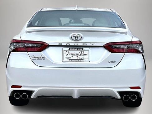 Used 2021 Toyota Camry XSE image 6